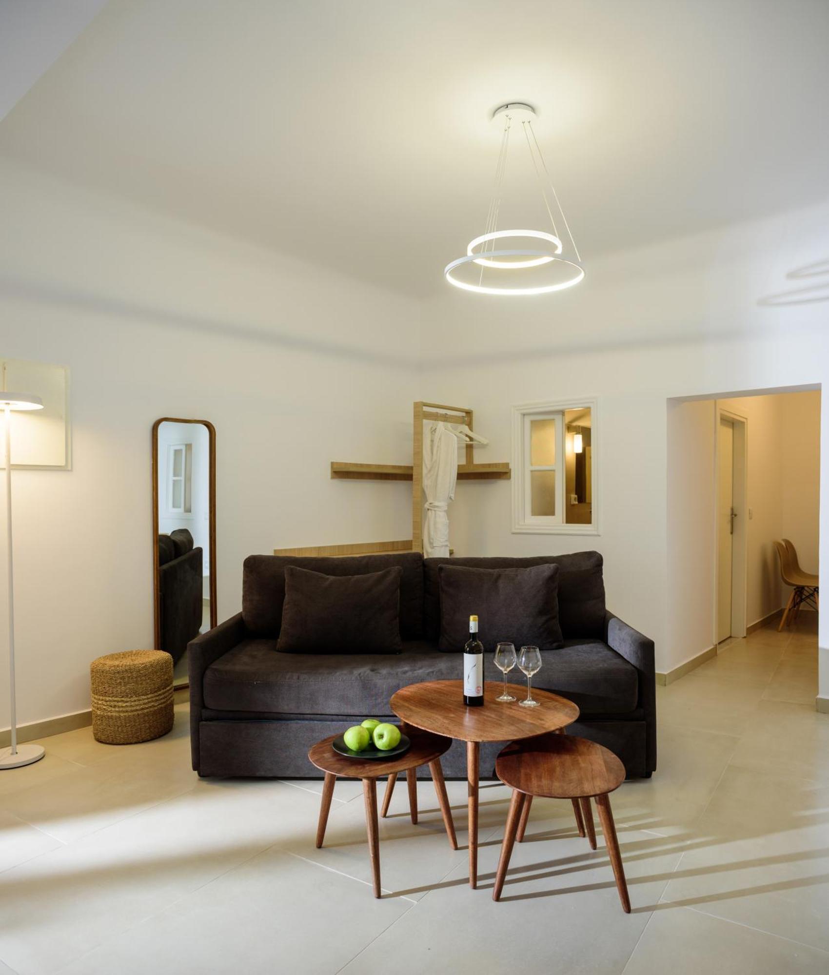 Anemos Family Suites Fira  Exterior foto